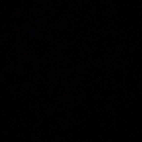 Meet your Posher, April - Picture 1 of 1